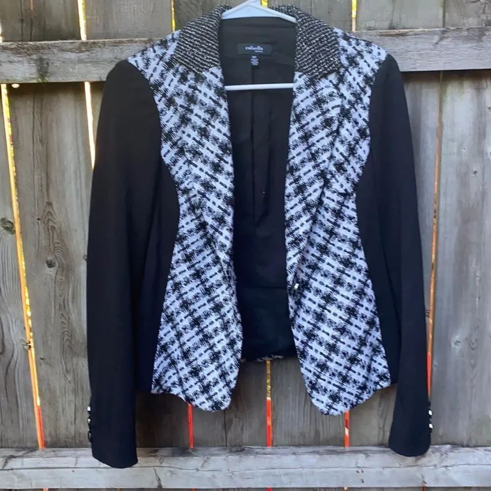Rafaella Tweed Blazer sz. 6 petite